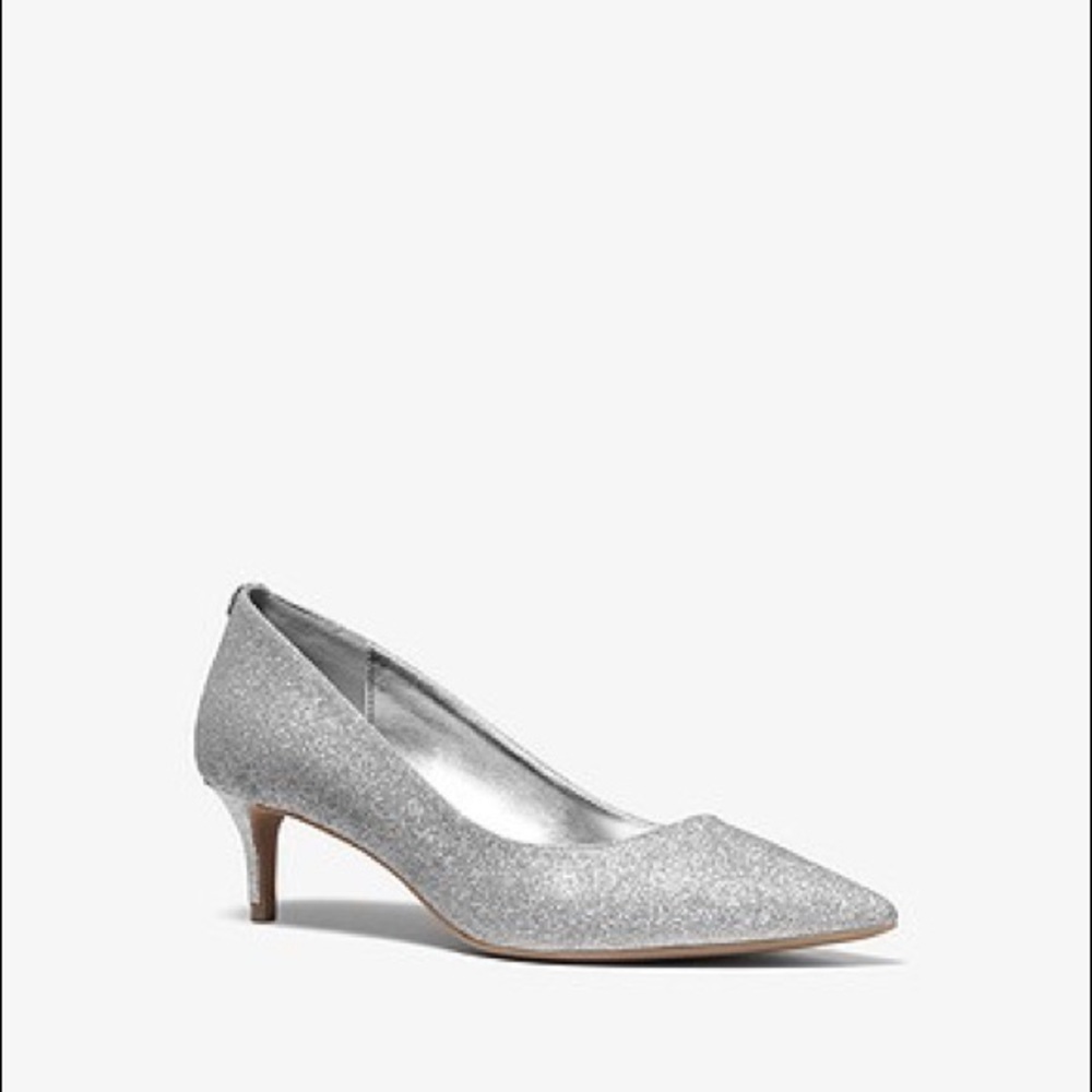 MICHAEL MICHAEL KORS
SARA PUMP